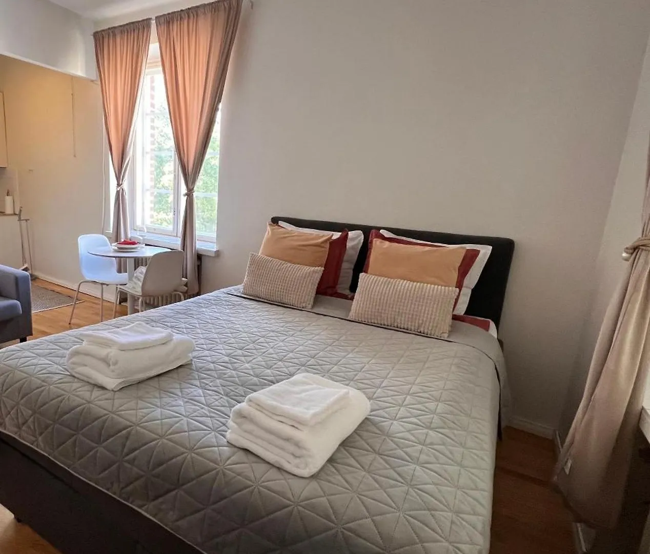 Bed & Breakfast Your Chic Vibrant Airbnb Helsinki Finland